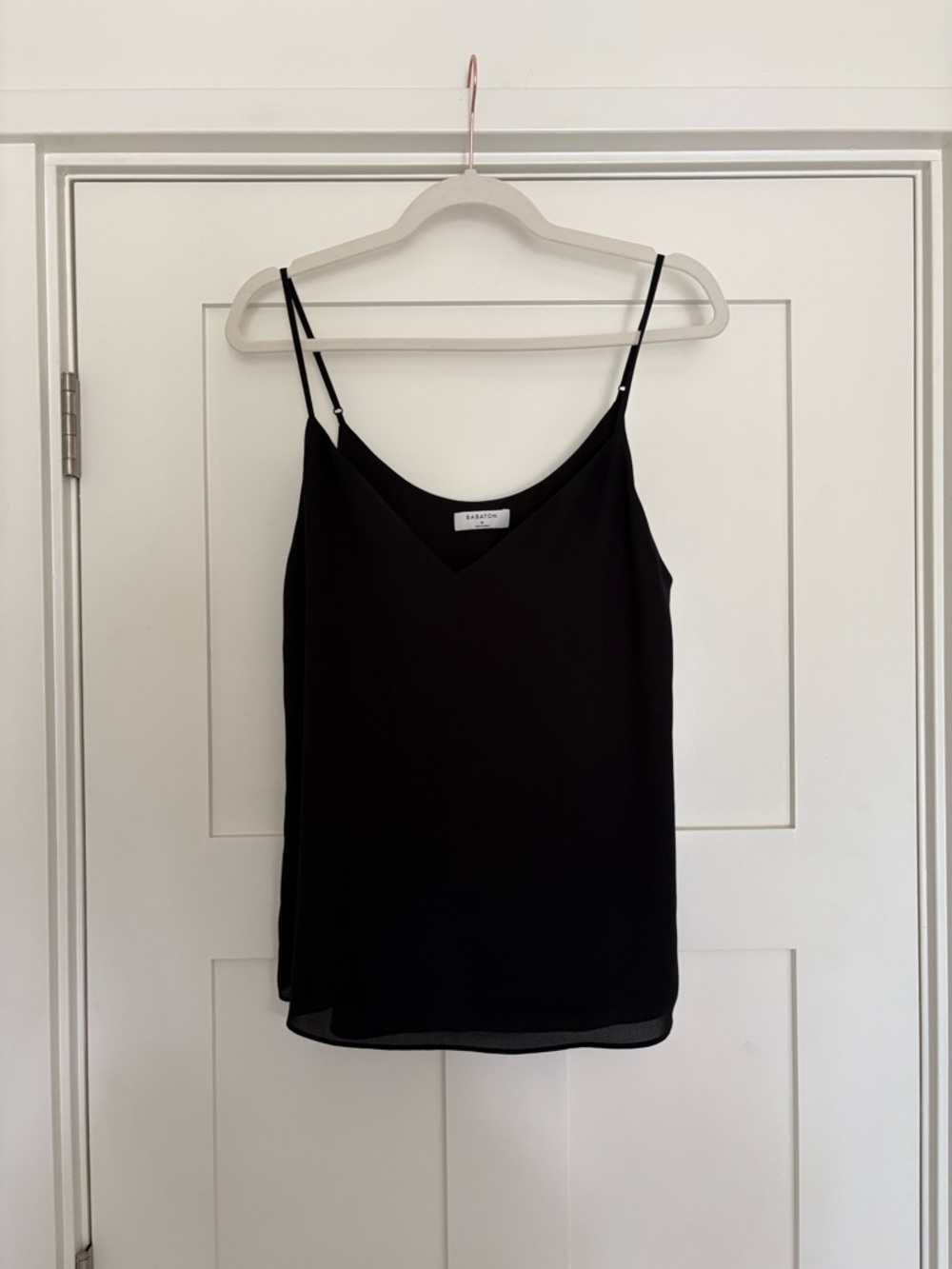 Aritzia Babaton Everly Black Camisole SZ M - Picture 3 of 4